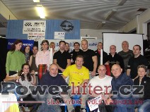 Skupinová fotografie účastníků